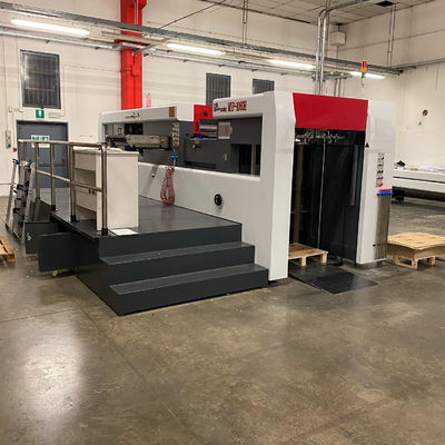 ซื้อ เครื่องตัดและรีดกระดาษอัตโนมัติ 17T Max Paper Size 1060*760mm online manufacture